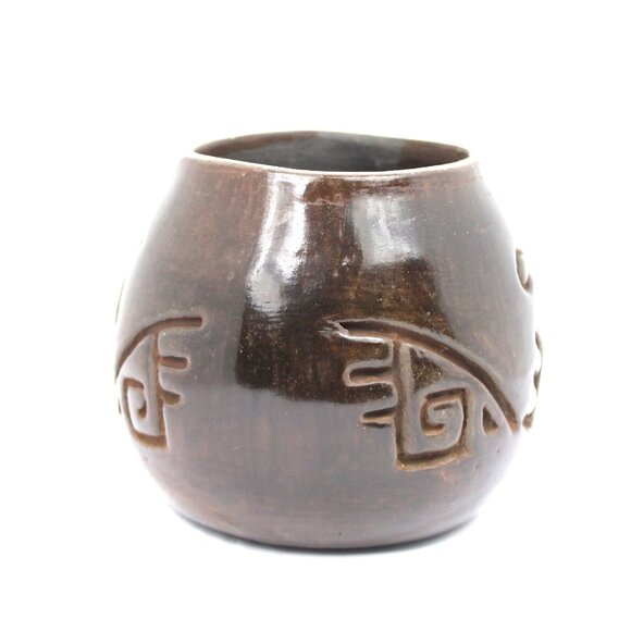 Mexican Vintage Folk Art DARK BROWN ON BROWN POLISHED CARVED DESIGN Pottery Vase - Picture 4 of 6